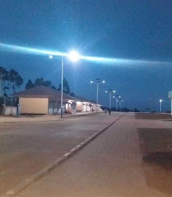 宜昌市非洲科特迪瓦太阳能路灯工程